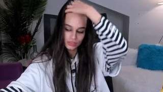 AnnelieseVatterott nude before webcamcam – live sex chat