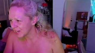 GoodGurlGina nude before webcamcam – live sex chat