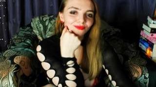 MistressMia nude before webcamcam – live sex chat