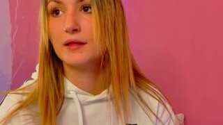 Anaayss nude before webcamcam – live sex chat