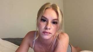 KenzieSmithxo nude before webcamcam – live sex chat