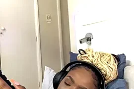 LuciousLips96 nude closeups on webcam for live sex video chat