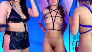 Val_slaveand_miss_bdsm nude before webcamcam – live sex chat