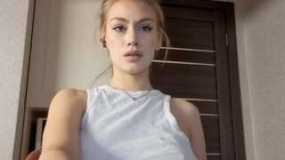 CarieBillingsby nude before webcamcam – live sex chat