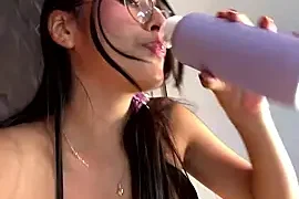 Juanita-Diaz nude closeups on webcam for live sex video chat