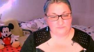 Blondy nude before webcamcam – live sex chat