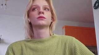 LaylaRusso nude before webcamcam – live sex chat