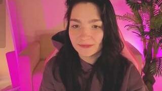 LindaSweetiest nude before webcamcam – live sex chat
