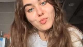 Susie nude before webcamcam – live sex chat