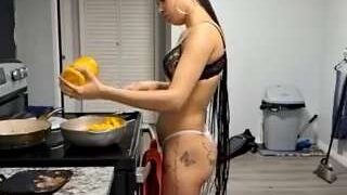 SexcLatina nude before webcamcam – live sex chat