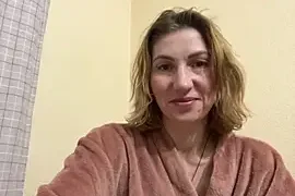 _Crystal_2 nude closeups on webcam for live sex video chat