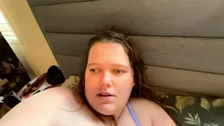 Scarletcum22 nude closeups on webcam for live sex video chat