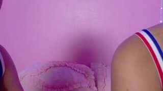 Kitty and my sexy GFs nude before webcamcam – live sex chat