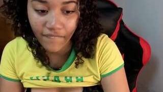 Kitty-ribers nude before webcamcam – live sex chat