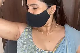 Sexy_Madhurii nude closeups on webcam for live sex video chat