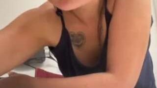 Babykizzakez nude before webcamcam – live sex chat
