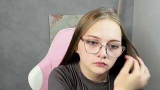 IdaRowe nude before webcamcam – live sex chat