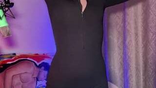 MallieCoulas nude before webcamcam – live sex chat