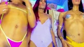 Sexysgirlsxxx nude before webcamcam – live sex chat