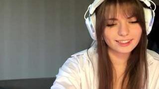 EloiseAhart nude before webcamcam – live sex chat